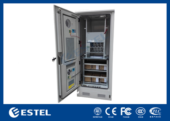 Cabinet de energía exterior impermeable de acero galvanizado con rectificador de baterías / compartimiento de equipos