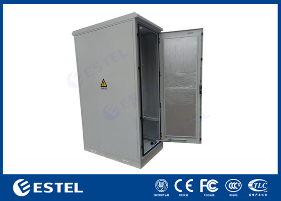 Cabinet integrado al aire libre con batería y unidad de distribución de energía con nivel de protección IP55