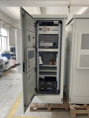 19 pulgadas 18U Estándar de exterior gabinete de telecomunicaciones con sistema de refrigeración Una puerta de entrada de acero inoxidable