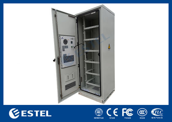 Cabinet de telecomunicaciones al aire libre 45U con PDU de alta eficiencia de gestión de energía para telecomunicaciones
