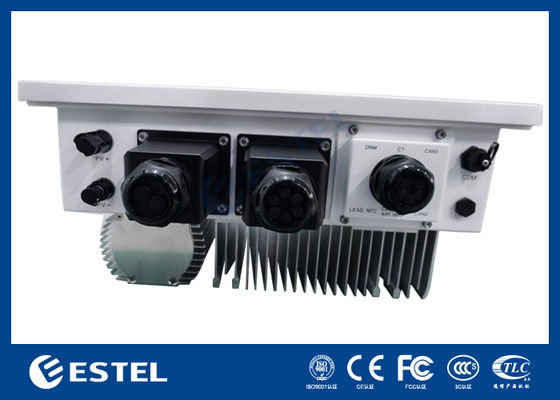 Inversor fuera de la red IP65 Máximo 1,5 veces la potencia fotovoltaica Función trifásica