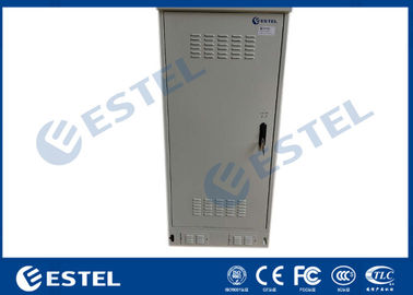 IP55 19" gabinetes al aire libre de la comunicación del aislamiento de calor del estante