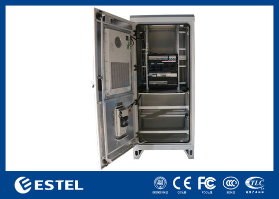 Armario de telecomunicaciones para exteriores 22U IP65 con características antirrobo y resistente a la intemperie